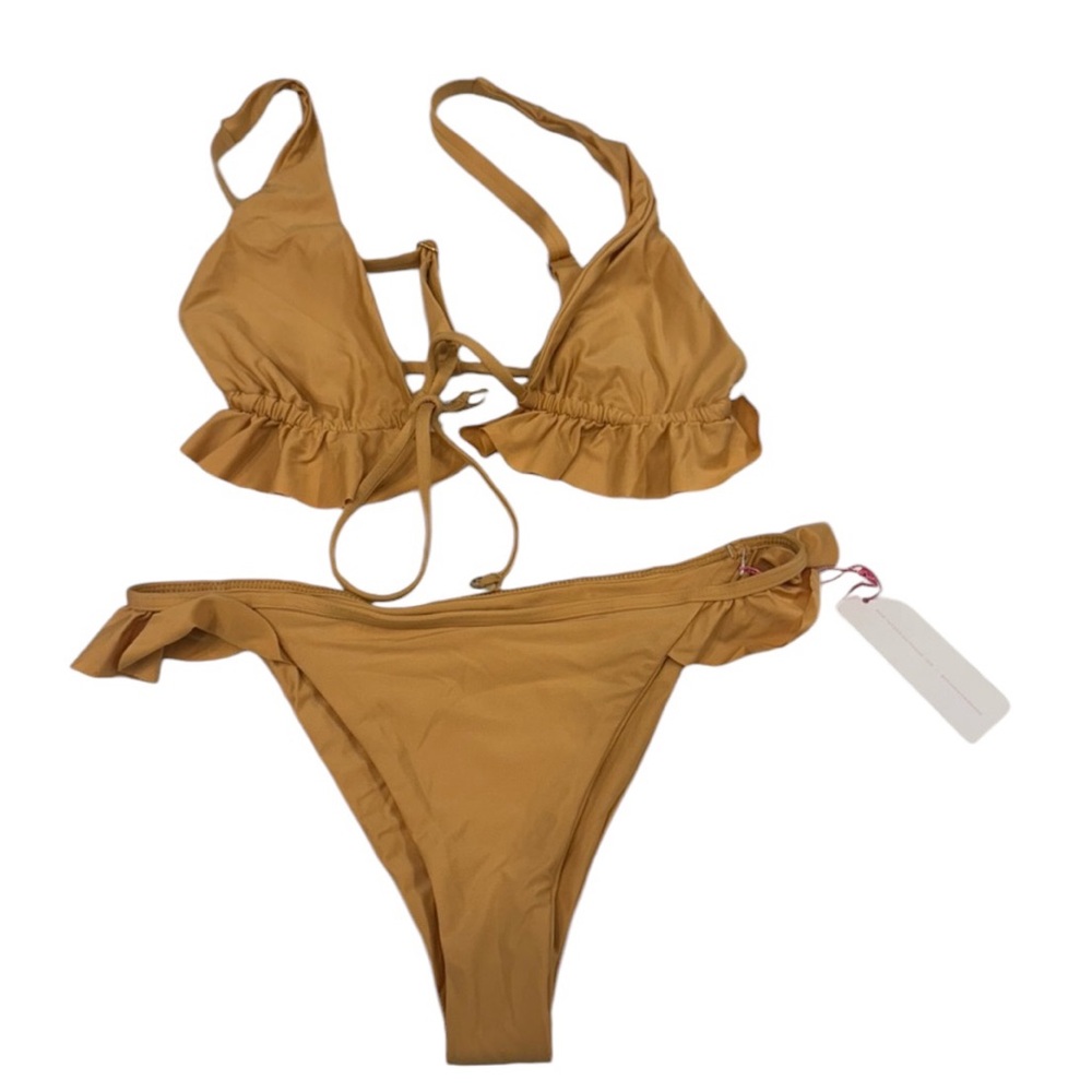 Kasakai Ruffle bikini NWT